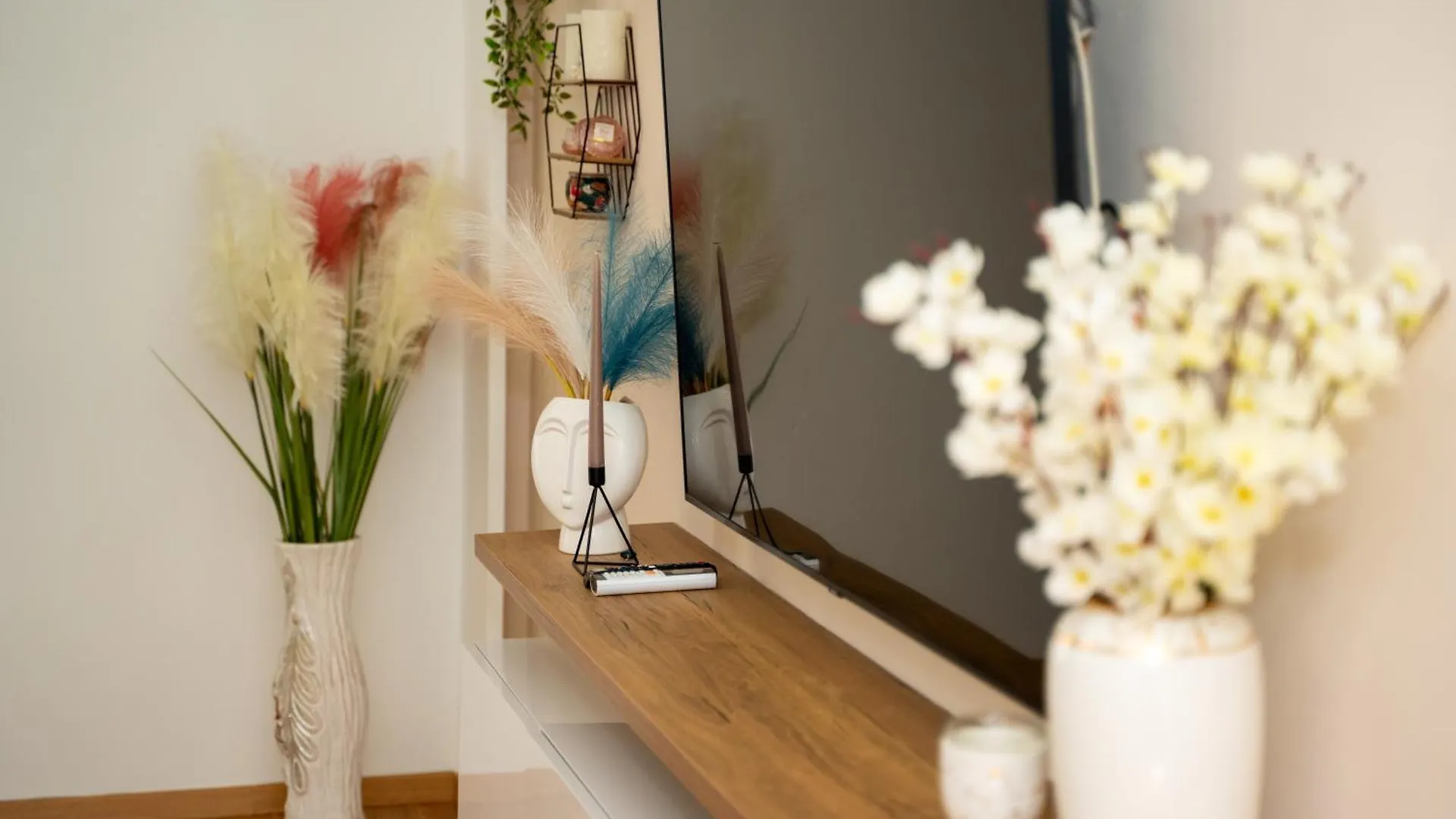 Olivia Apartment Sarande 0*,