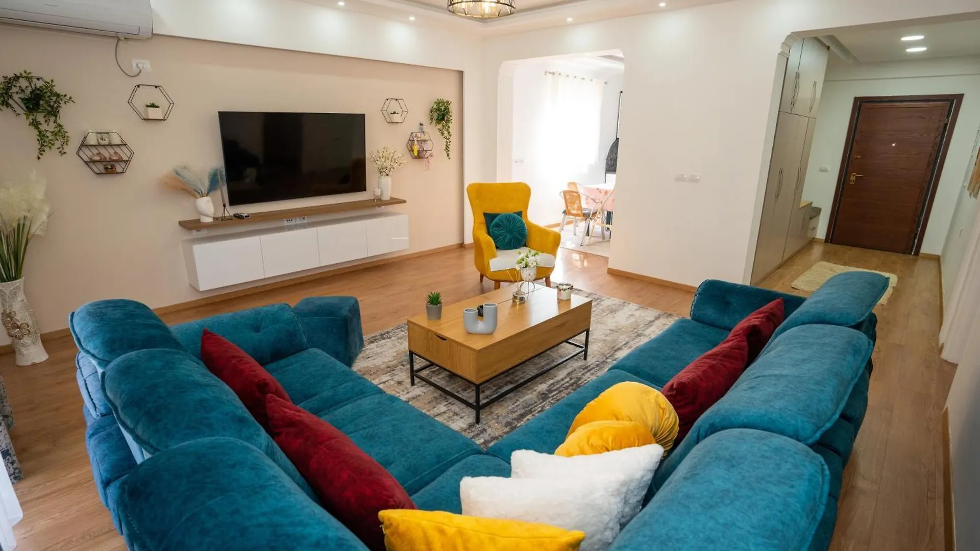 Olivia Apartment Sarande