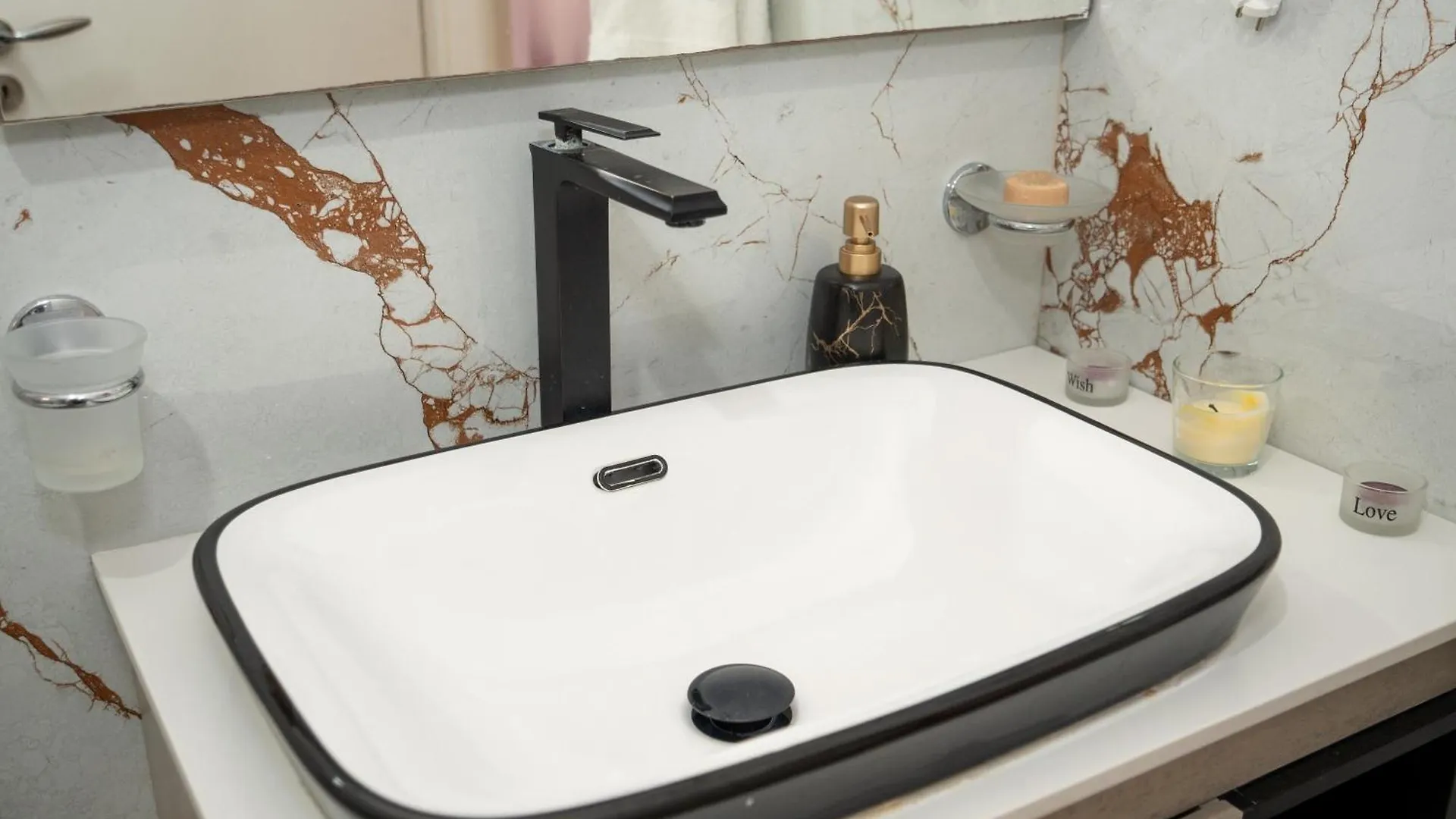 Olivia Apartment Sarande